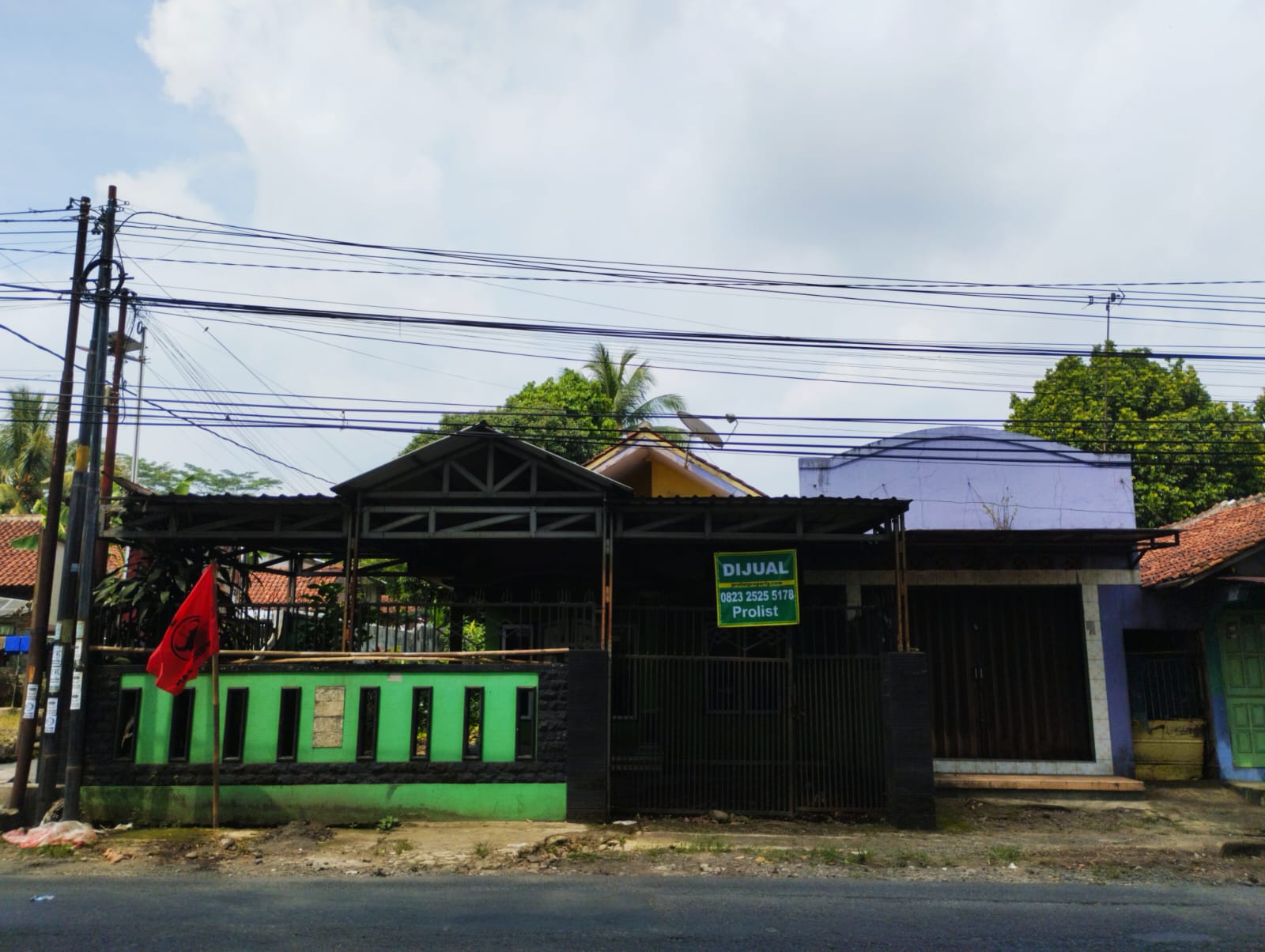 Dijual Tanah Bonus Rumah Pinggir Jl Raya Bojongsari Purbalingga - JL Bojongsari Purbalingga (dekat indomaret)