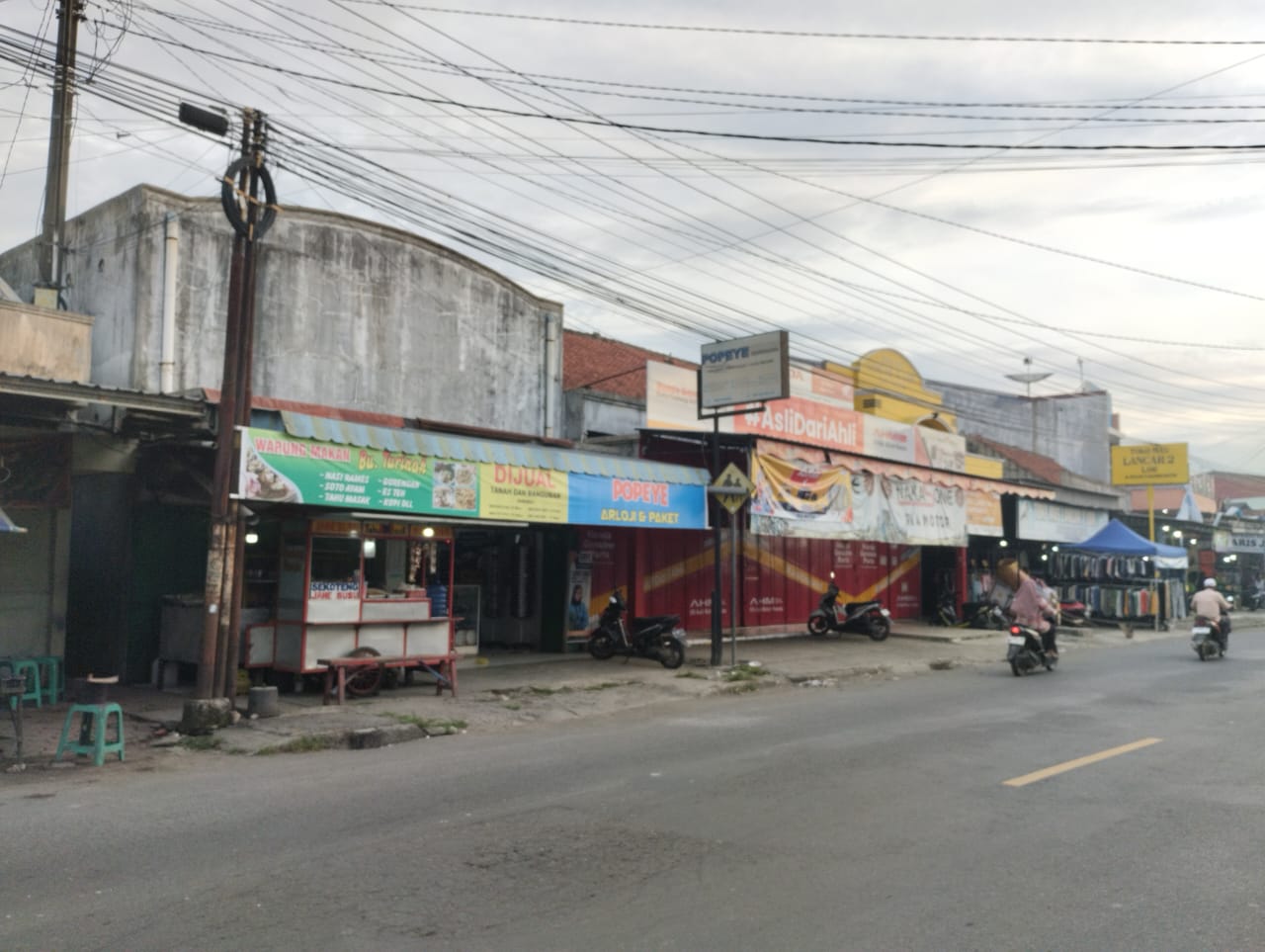 Dijual Toko Bonus Bangunan Sarang Burung Walet Lokasi Di Kawunganten Cilacap - Kawunganten