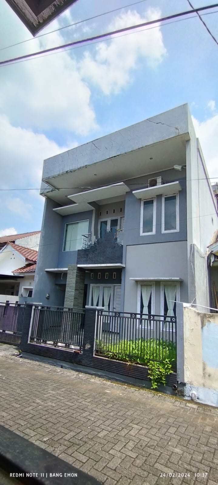 Dijual Rumah 2,5 Lantai Minimalis, 2 Menit Resto McDonald's Purwokerto - BAI