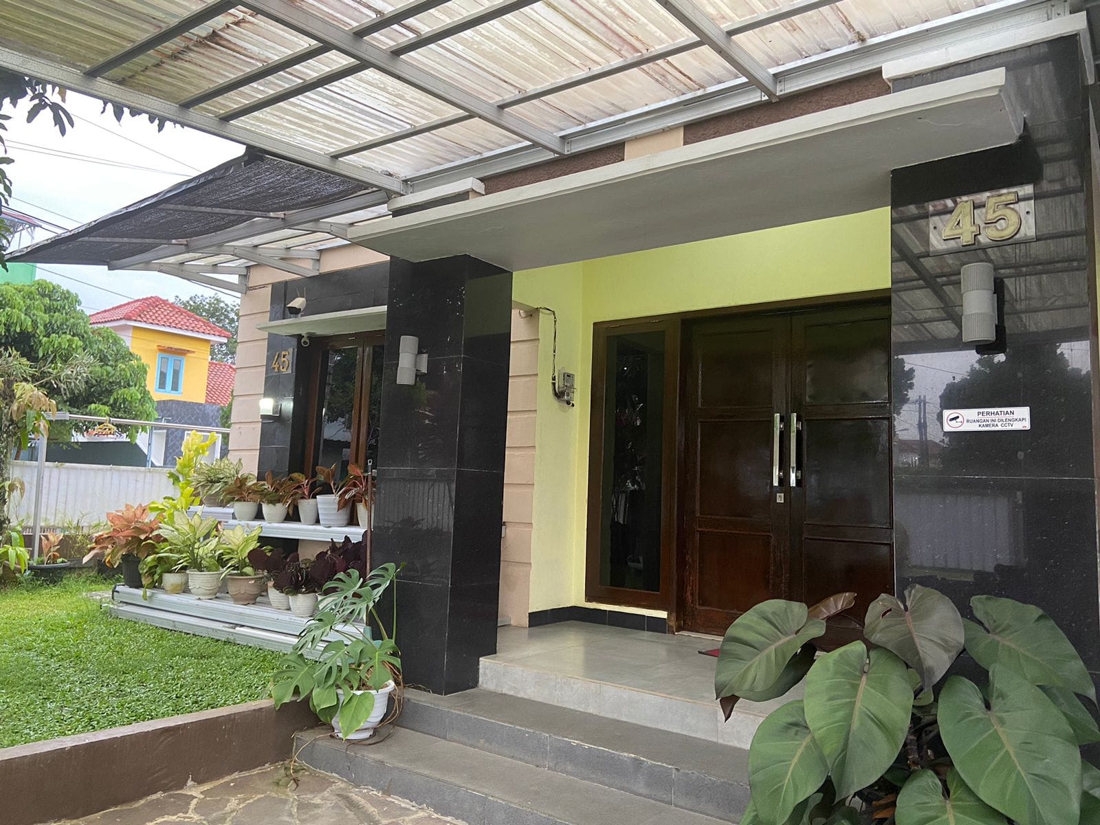 Rumah Bagus Hook Perumahan 6 Menit Ke UNSUD Purwokerto