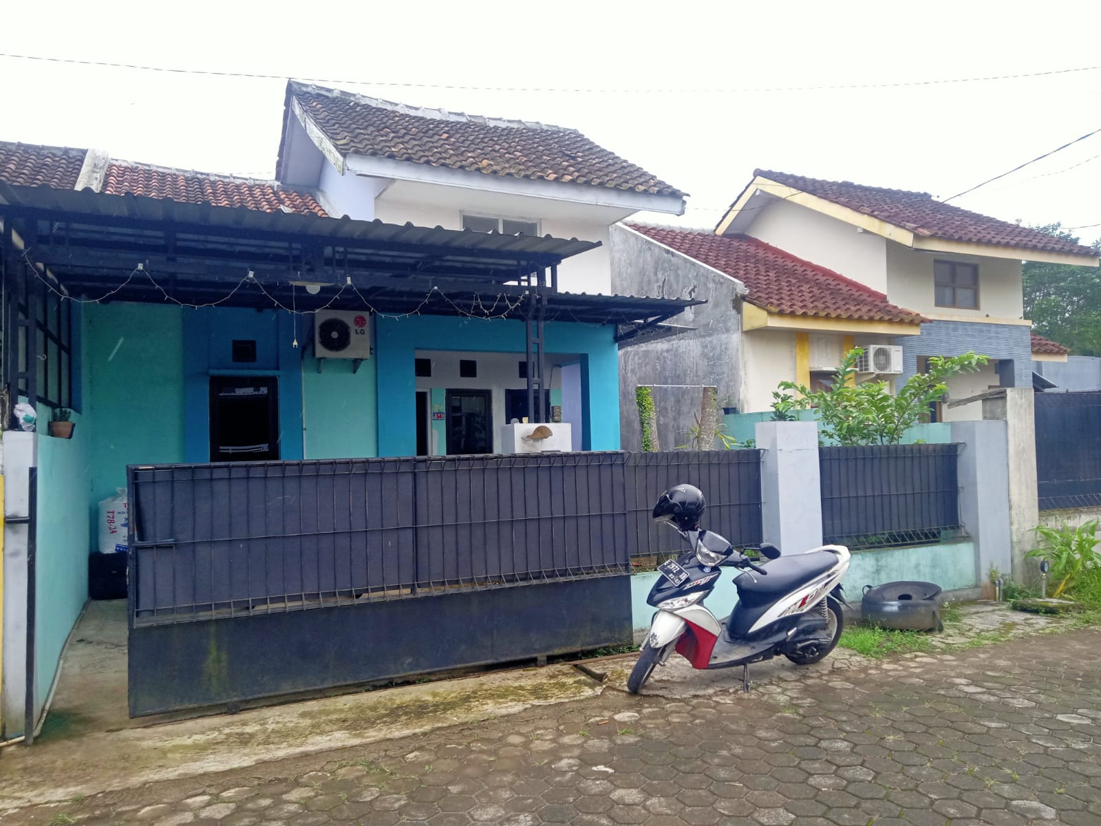 Dijual Rumah Di Cluster Lingkungan Asri 3 menit ke Kampus UNWIKU