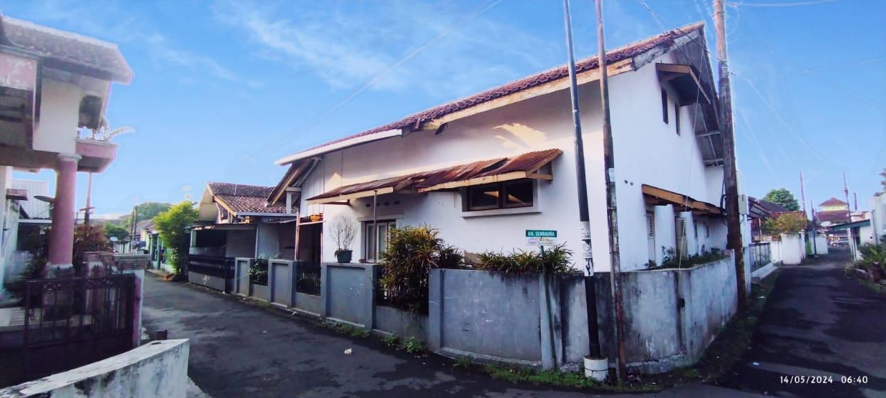 DIJUAL RUMAH 18 UBIN TENGAH KOTA HOOK NON PERUM 3 MENIT ASTON HOTEL