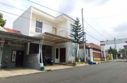 Dijual Atau Disewakan Rumah 2 Lantai Taman Mutiara, 2 Menit RSUD Purbalingga