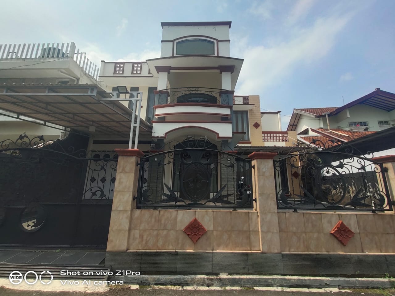 Disewakan Rumah Mewah Selangkah Ke  Pusat Kota Purwokerto