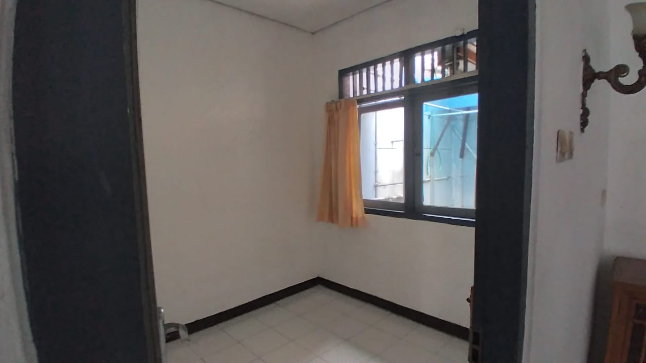 Rumah Cantik Murah  Lokasi 3 Menit Ke Kampus UNSUD