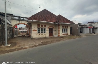 Disewakan Rumah Bangunan Kuno Antik Tengah Kota Purwokerto