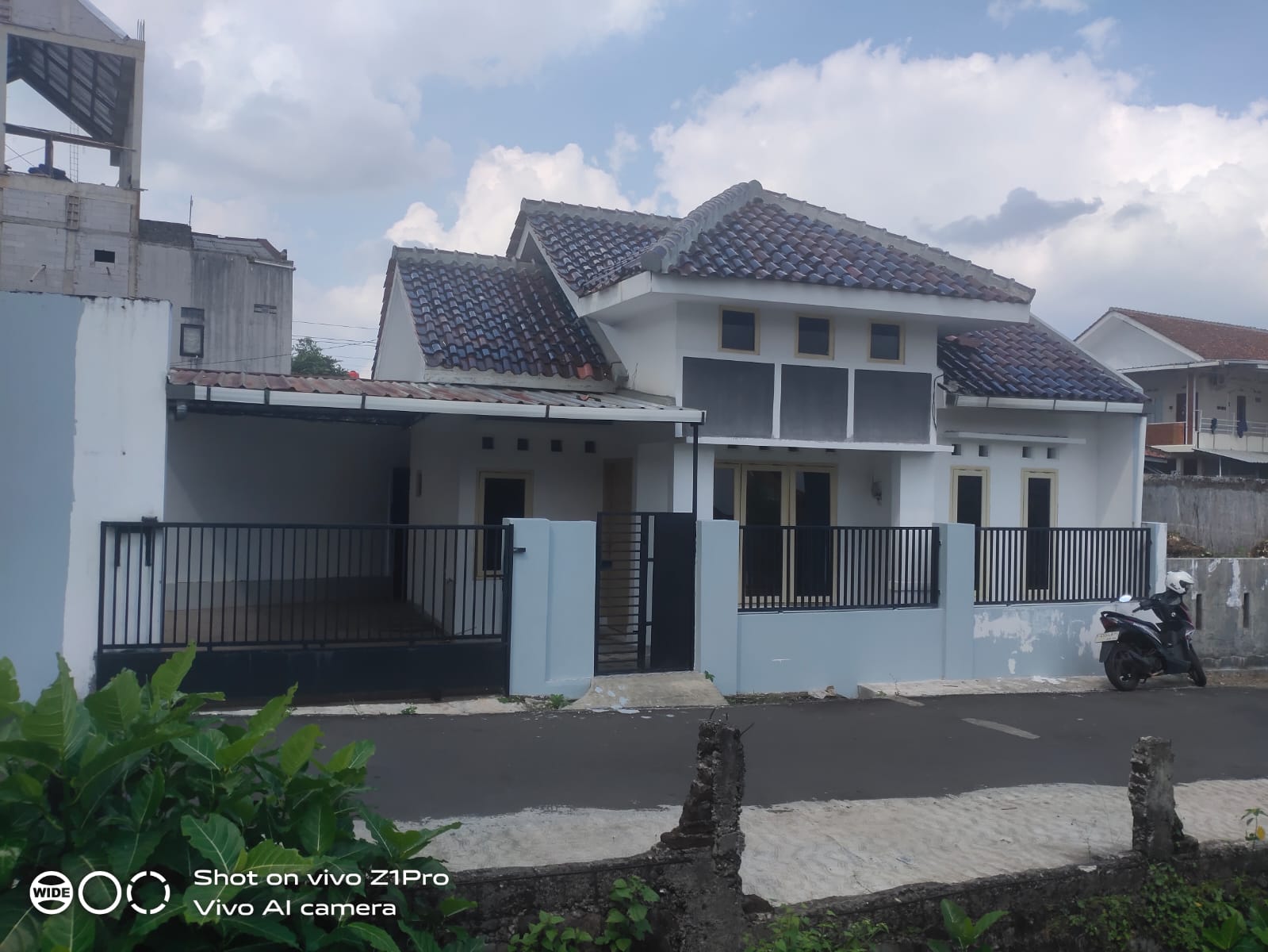 Rumah Bagus Hanya 1 Menit Ke UNSUD