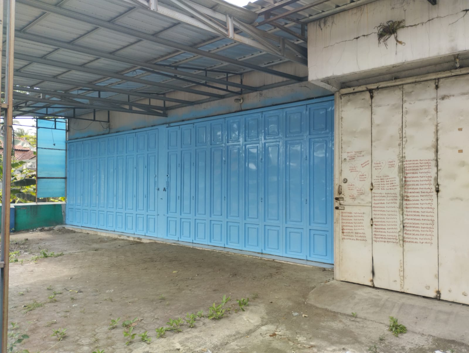 Dijual Toko lebar 14 meter lokasi strategis 250 meter ke terminal wangon