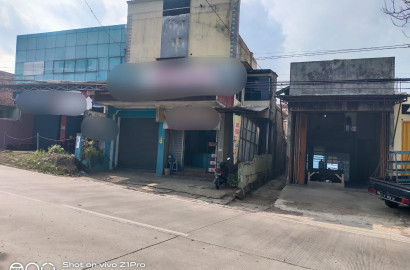 Tanah Bonus Bangunan Pinggir Jalan Propinsi Dekat Menara Teratai