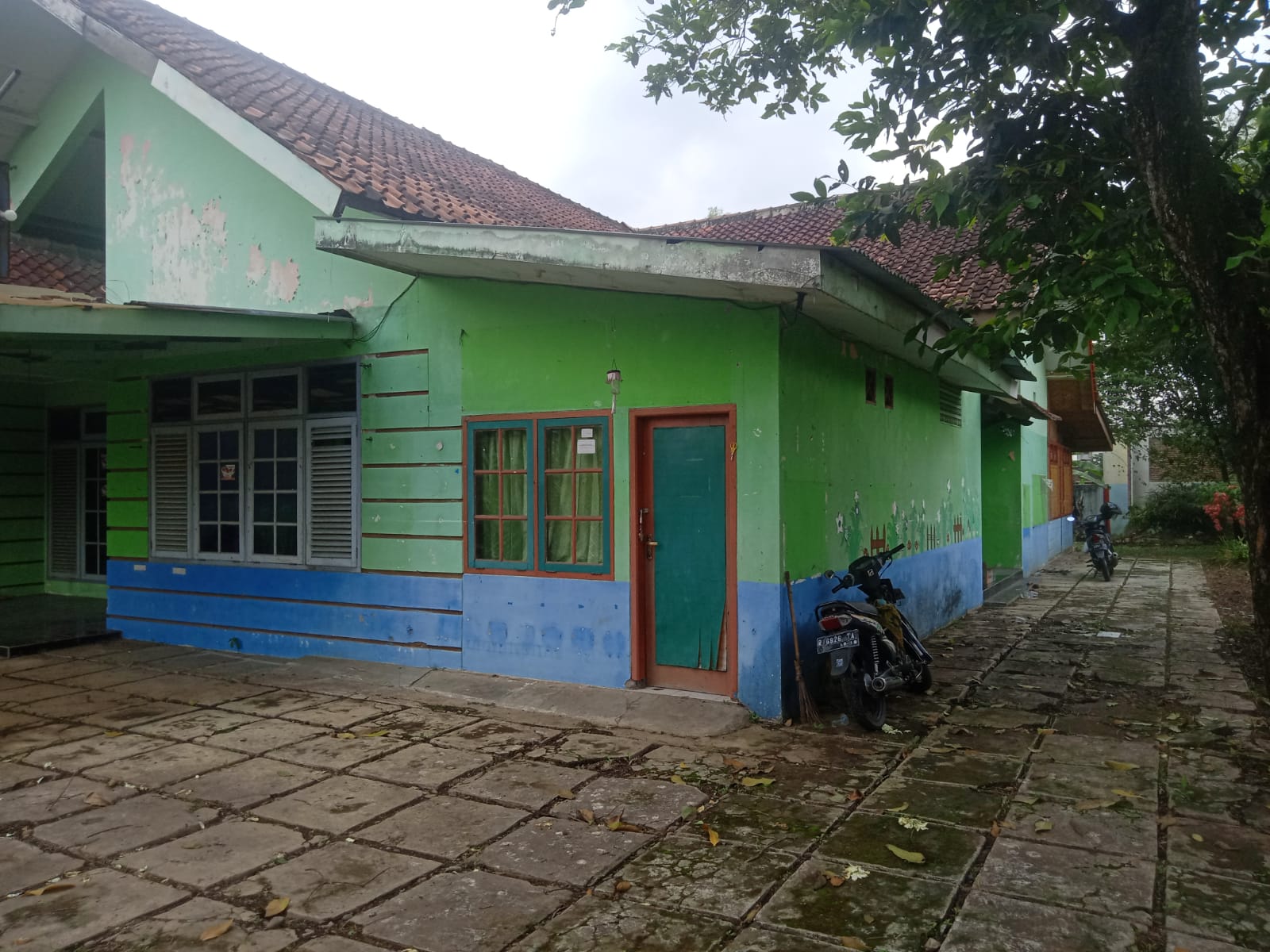 Dijual Tanah 55 Ubin Bonus Bangunan 450 Meter Kampus B UHB Purwokerto