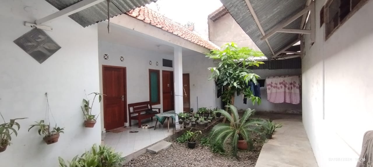 Dijual Rumah + Kos 4 Pintu, Dekat Perkantoran Jensud Timur & Gerilya Purwokerto