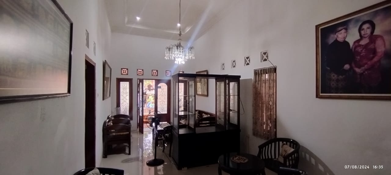 Dijual Rumah + Kos 4 Pintu, Dekat Perkantoran Jensud Timur & Gerilya Purwokerto