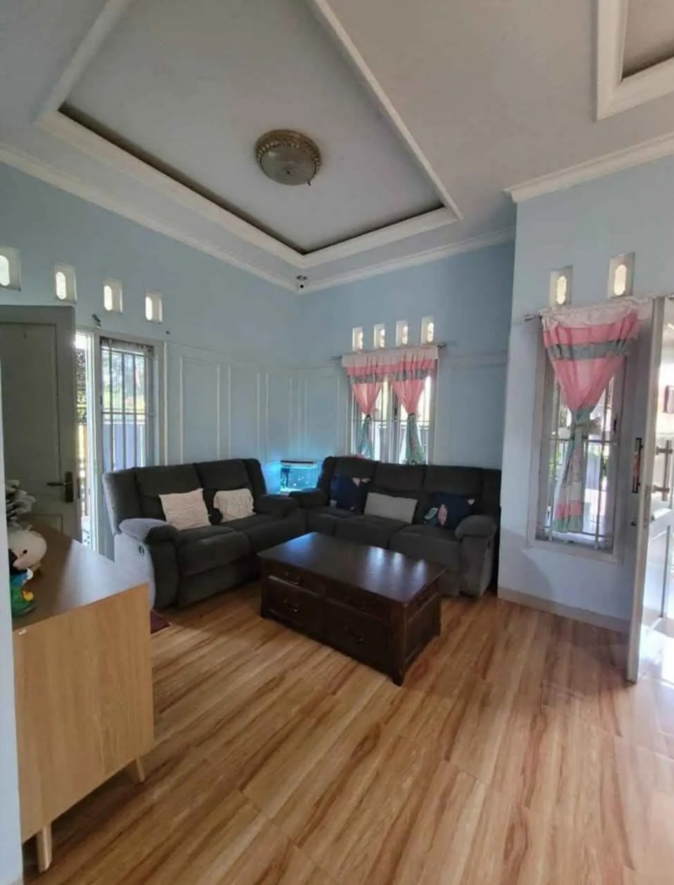 Rumah Cantik Ada Kolam Renang Area Utara Purwokerto