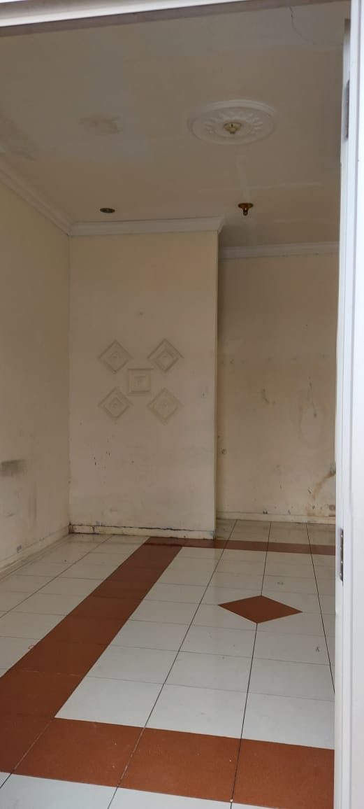 Dijual Toko Ditengah Kota,  1/2 Menit ke BRI Cabang Purwokerto