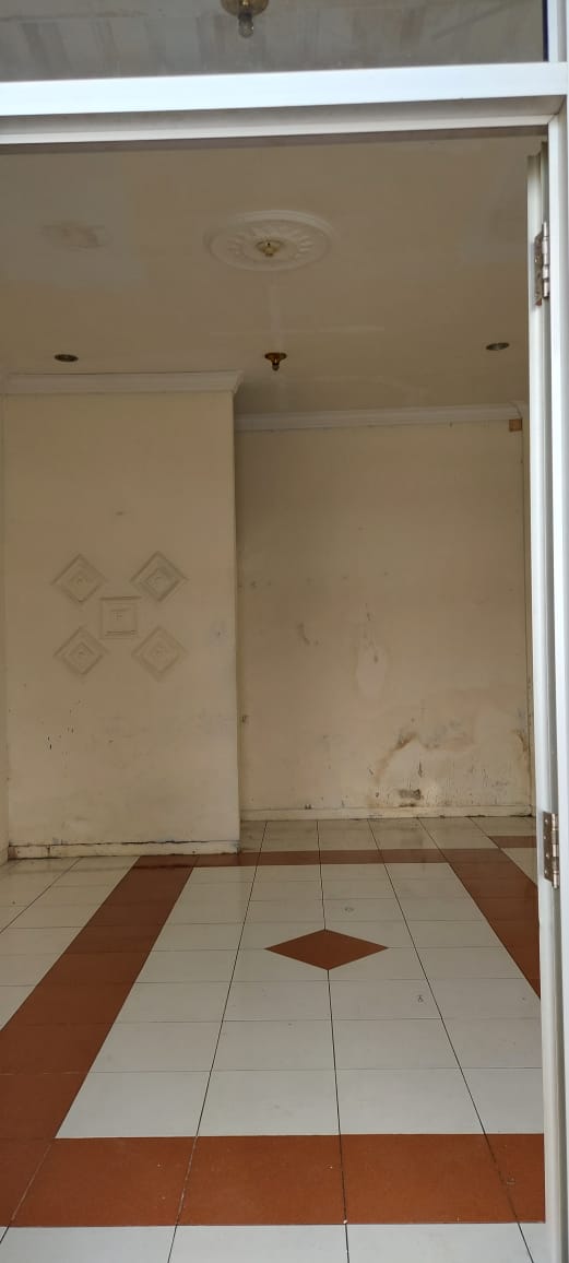 Dijual Toko Ditengah Kota,  1/2 Menit ke BRI Cabang Purwokerto