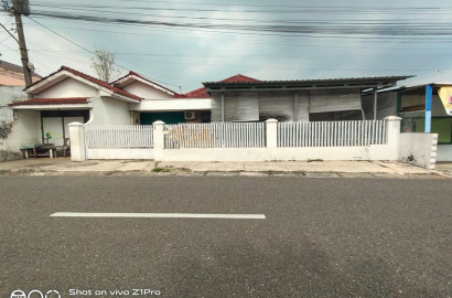 Disewakan Rumah Di Pusat Kota Hanya 5 Menit Ke Menara Teratai