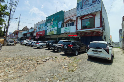 Disewakan Ruko Lokasi Super Premium - 2 Menit Ke Alun-Alun Purwokerto