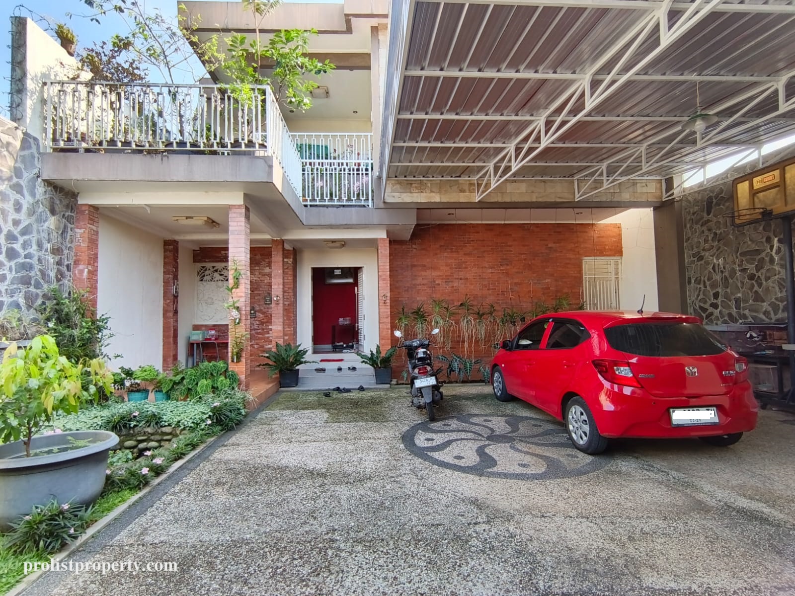 Dijual Rumah Serasa Villa Dengan View Gunung slamet - Banyak Bonusnya