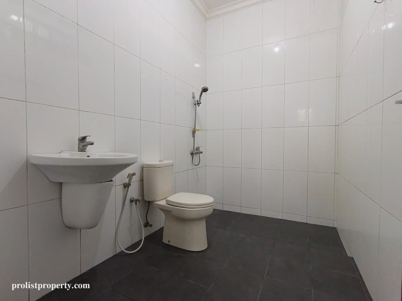 Dijual Rumah Bagus Nan Elegan Siap Huni Di Perumahan Puri Hijau Purwokerto