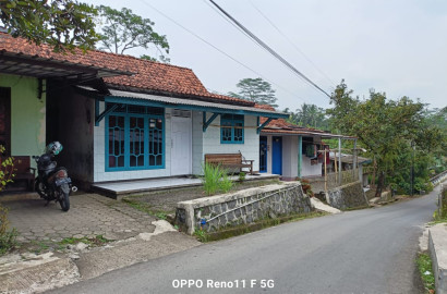Dijual Murah Rumah Dengan Lingkungan Asri dan Nyaman Di Desa Babakan Karanglewas