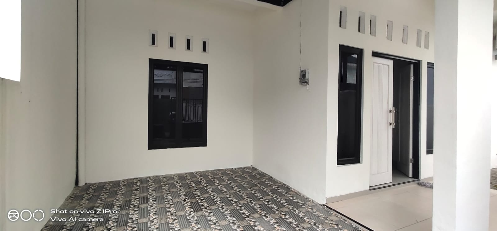Rumah Bagus Bangunan Baru Lokasi 4 Menit Ke Rita Super Mall Purwokerto -Sawangan