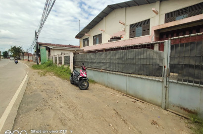 Disewakan Gudang Lokasi Strategis Jalan Raya Propinsi