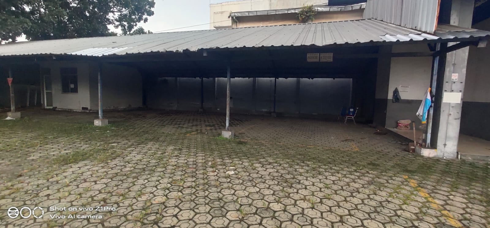 Disewakan Gudang Lokasi Strategis Pinggir  Jalan Raya Propinsi