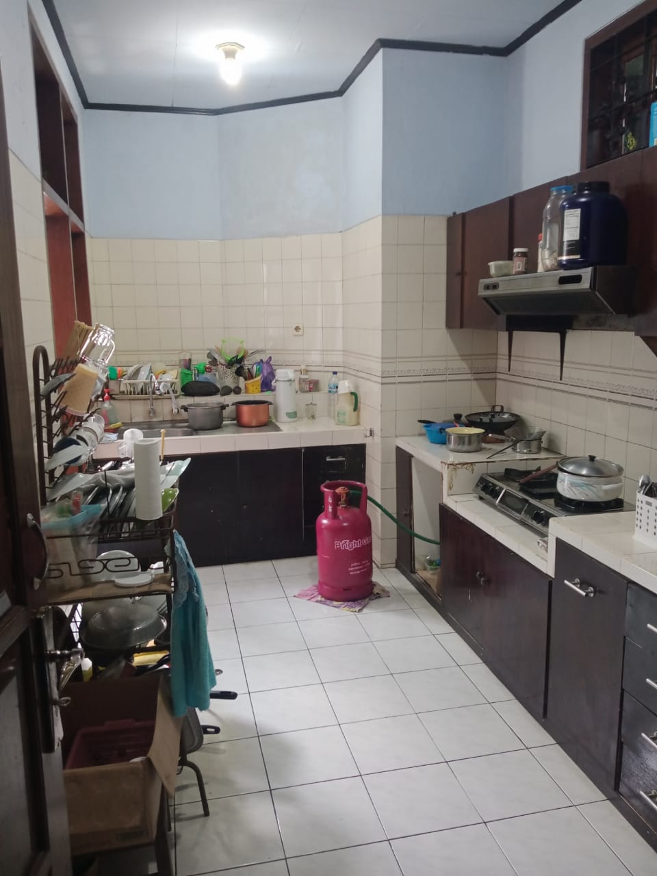 Dijual Toko Dan Rumah Strategis Cocok Untuk Retail Dan Kosan