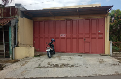 Dijual Toko Dan Rumah Strategis Cocok Untuk Retail Dan Kosan