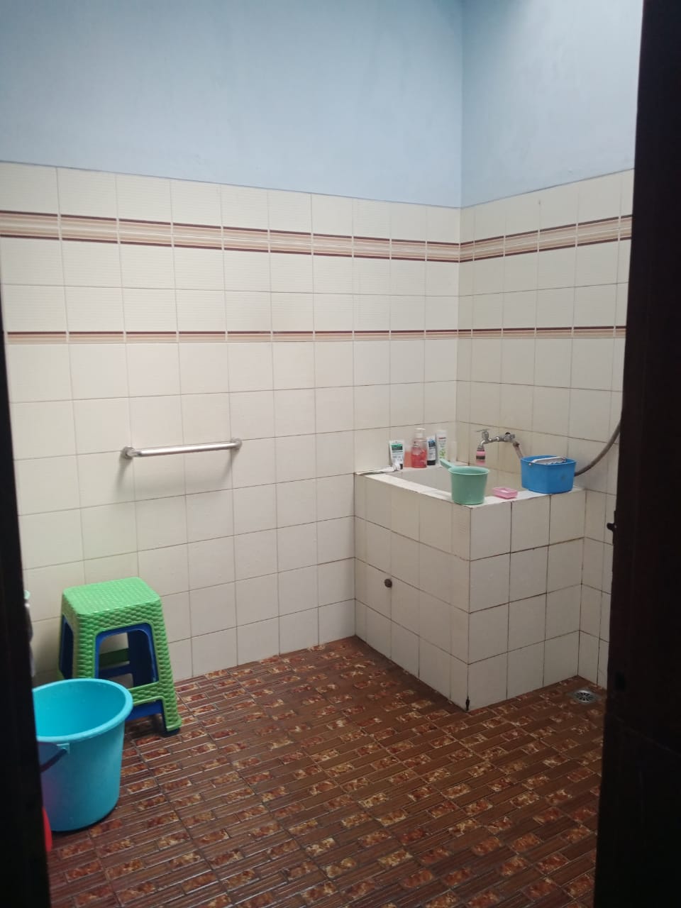 Dijual Toko Dan Rumah Strategis Cocok Untuk Retail Dan Kosan