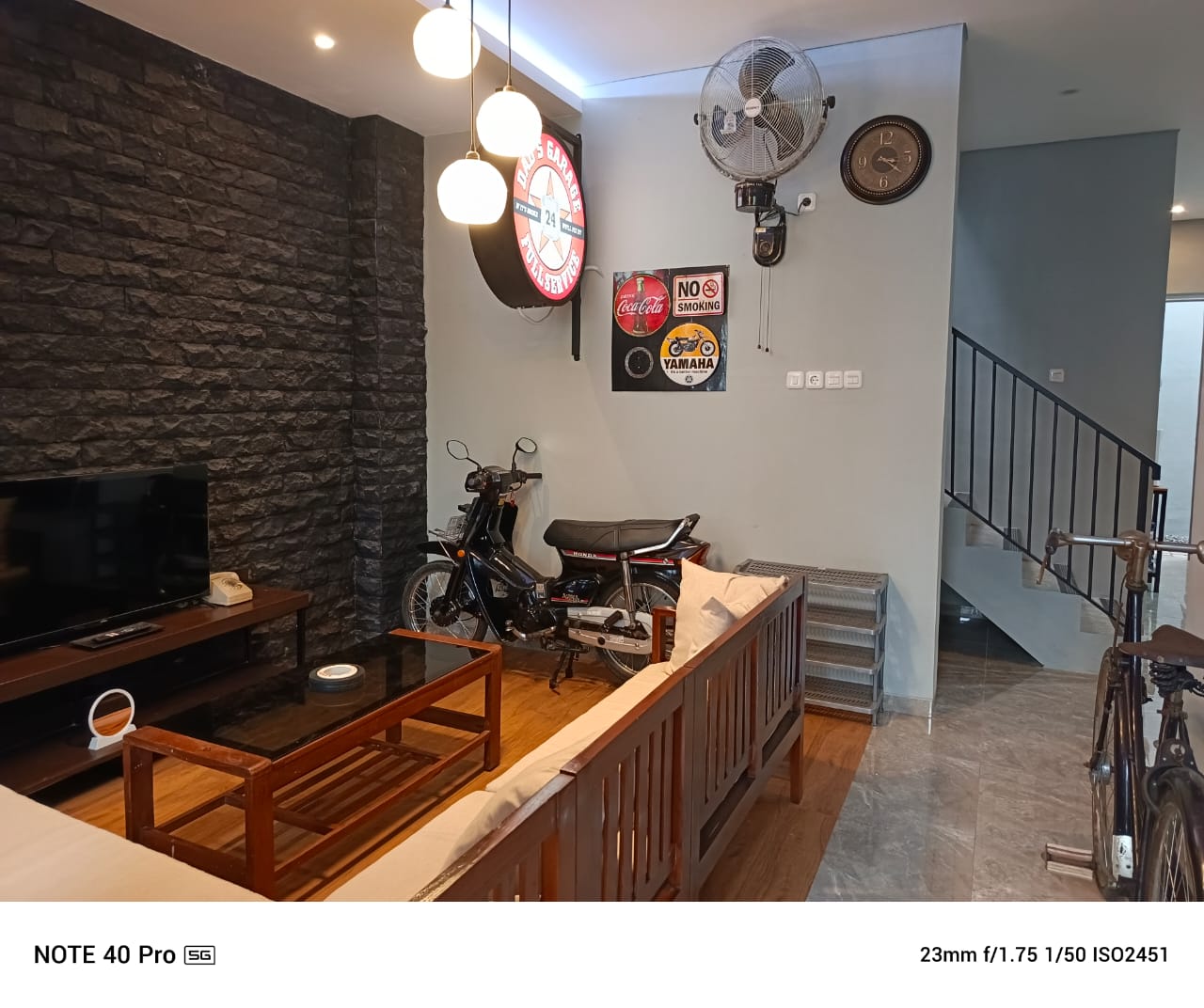 Dijual Rumah Mewah Semi Furnished 2 Lantai Tengah Kota Purwokerto