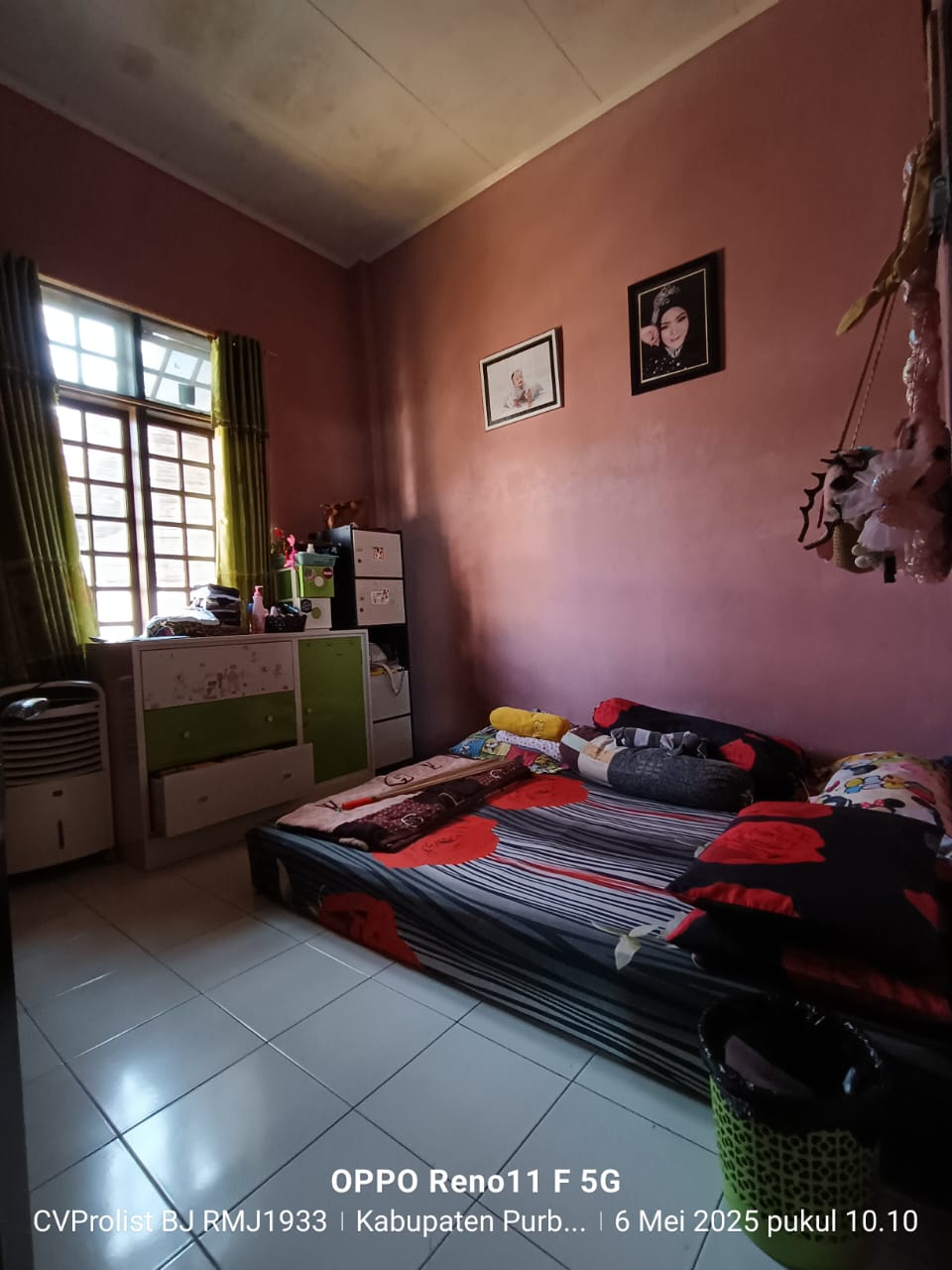 Dijual Rumah Bagus Ada Taman dan Kolam Ikan Koi