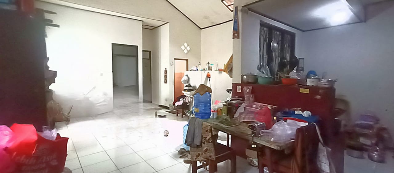 Dijual Ruko Bonus 6 Kamar Kost