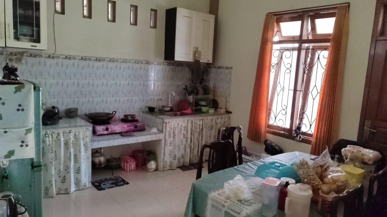 DIJUAL RUMAH KOS 2 LANTAI, 550 METER RSUD MARGONO SOEKARJO