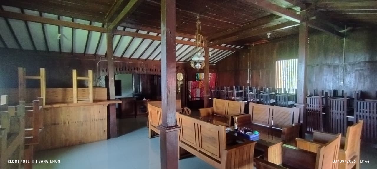 TANAH BANGUNAN EX RUMAH MAKAN BANGUNAN PENDOPO FULL KAYU JATI, KARANGTENGAH CILONGOK