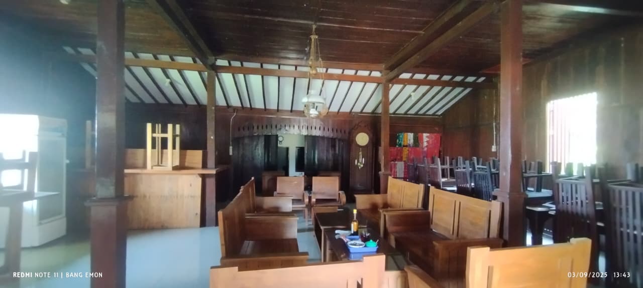 TANAH BANGUNAN EX RUMAH MAKAN BANGUNAN PENDOPO FULL KAYU JATI, KARANGTENGAH CILONGOK