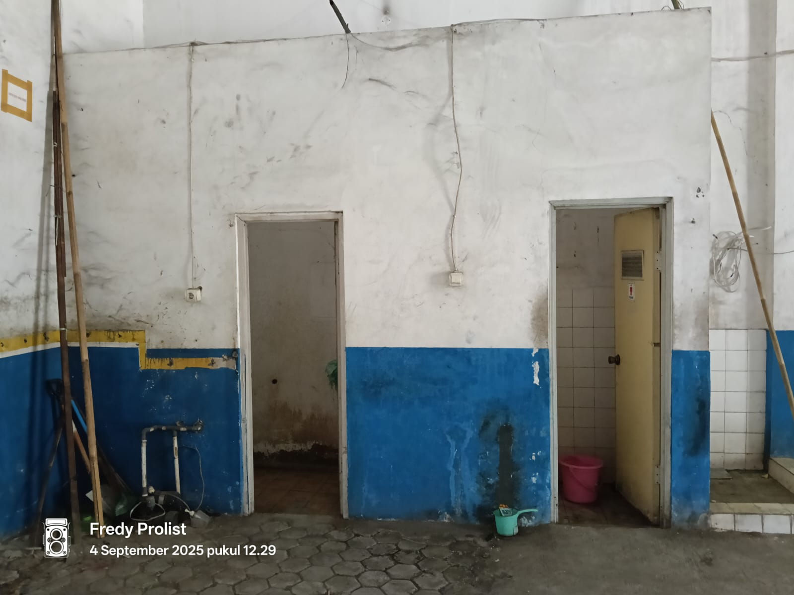 Disewakan Bangunan Toko Cocok Untuk Usaha Bengkel Atau Pertukangan - Gerilya